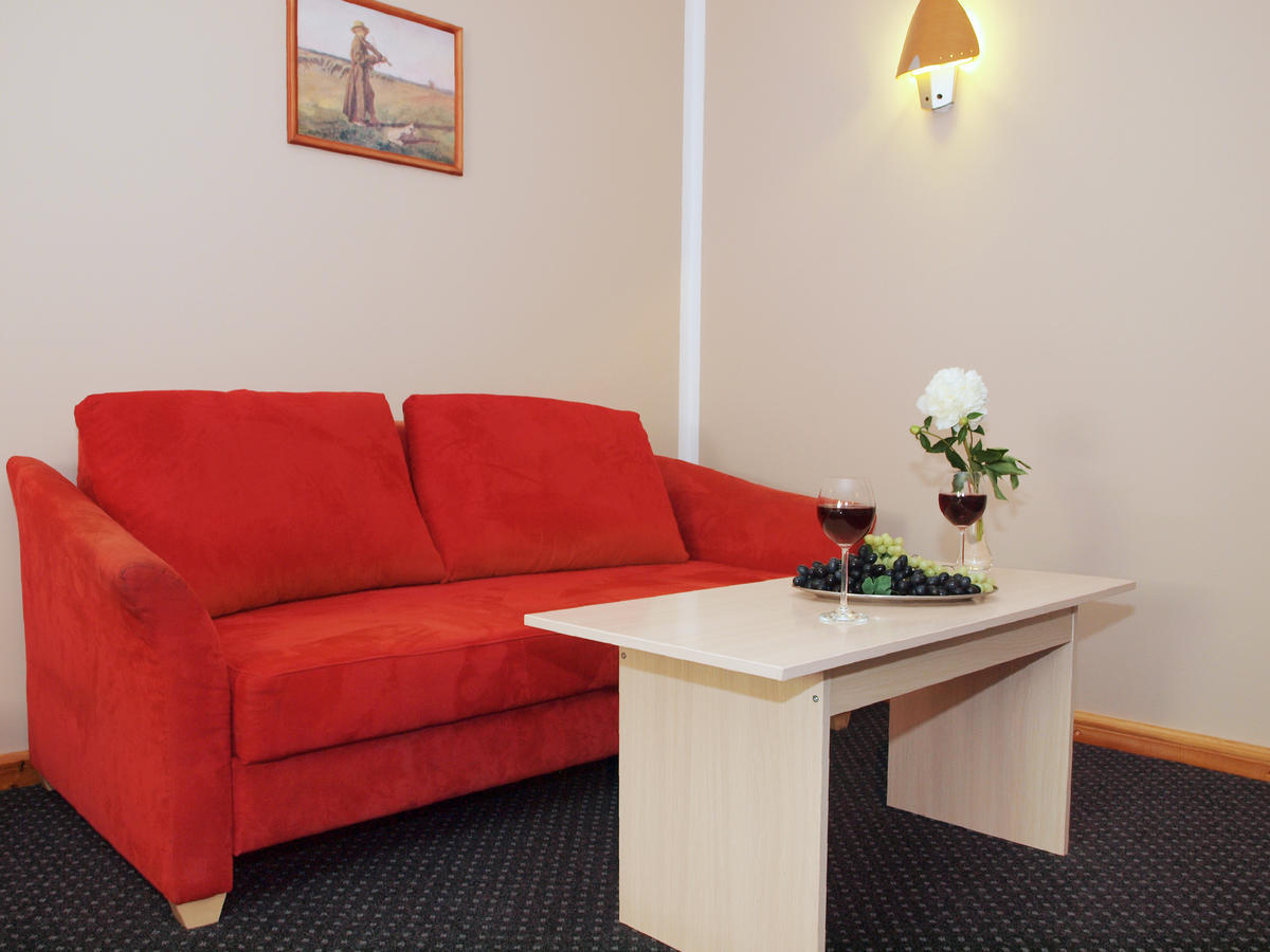 Hotel Keszyca Lesna Luaran gambar